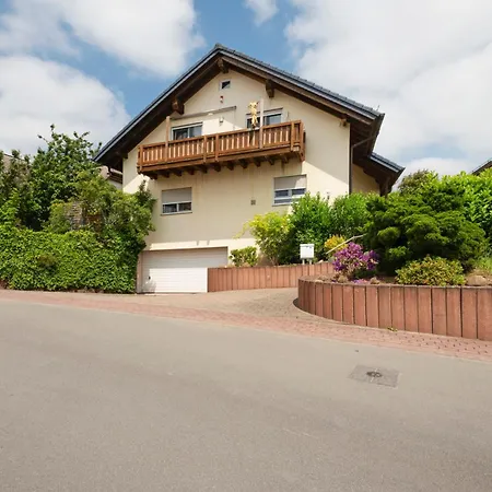 Haus Emanuel *