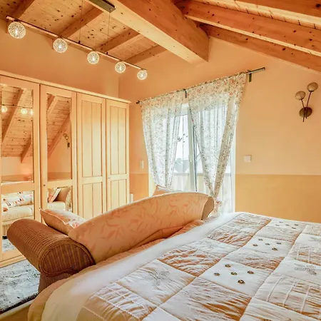 Haus Emanuel 아파트 Weilerbach